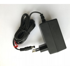 Адаптер блок питания для роутера и сетевого оборудования FAIRWAY ELECTRONIC WN20U-050 +5.0V - 3.0A (5,5*2,1 mm)
